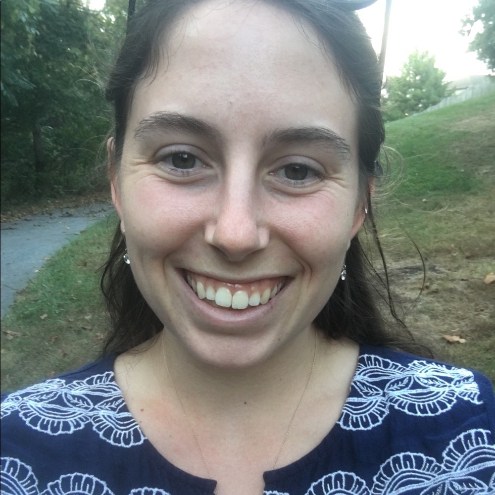 Meet your Posher, Cynthia